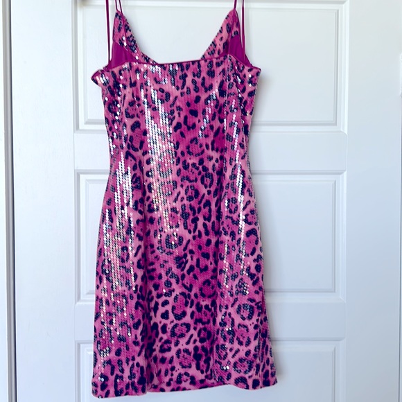 FUN & SEXY Women’s Medium Dress from Neiman Marcus! - Picture 3 of 10